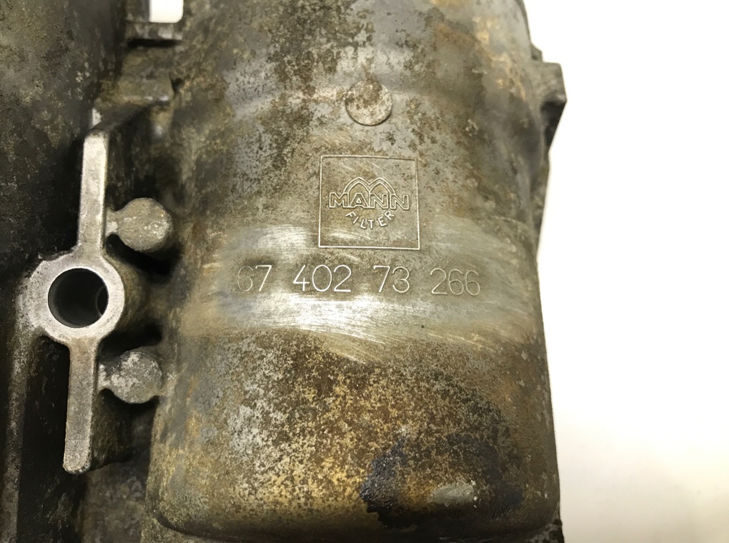 Корпус масляного фильтра бу для Volvo XC90  2.4 D5,  2003 г.