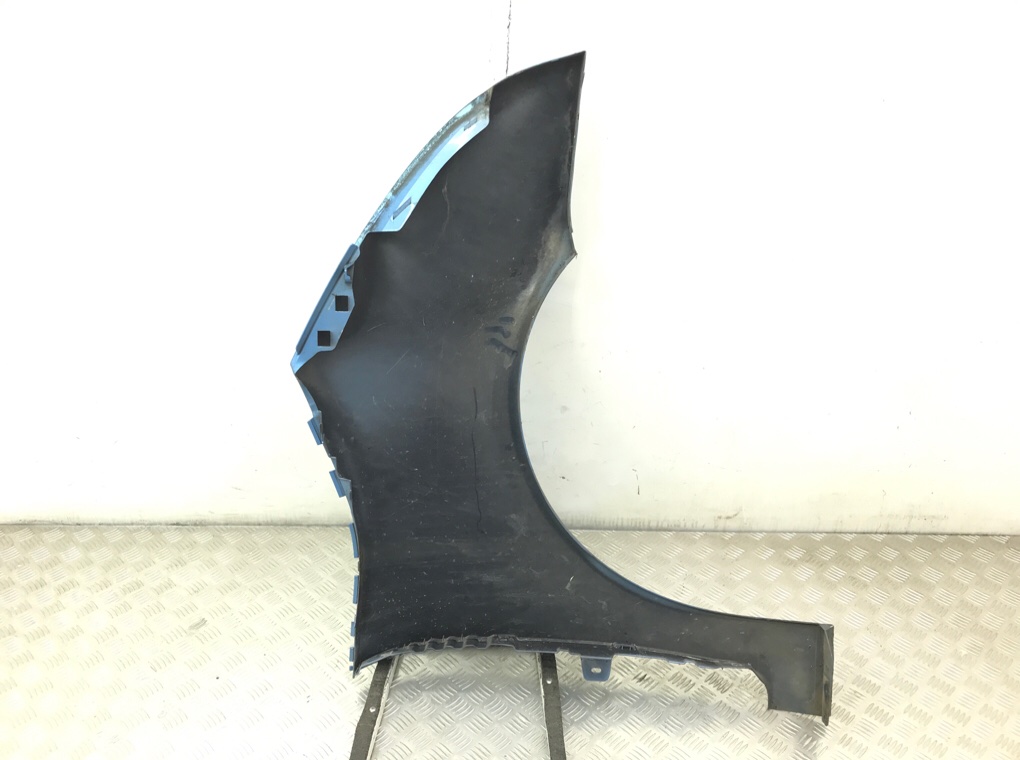 Крыло переднее левое бу для Citroen C4 Picasso 1 1.6 HDi, 2010 г. Крыло переднее левое бу для Citroen C4 Picasso 1 1.6 HDi, 2010 г.