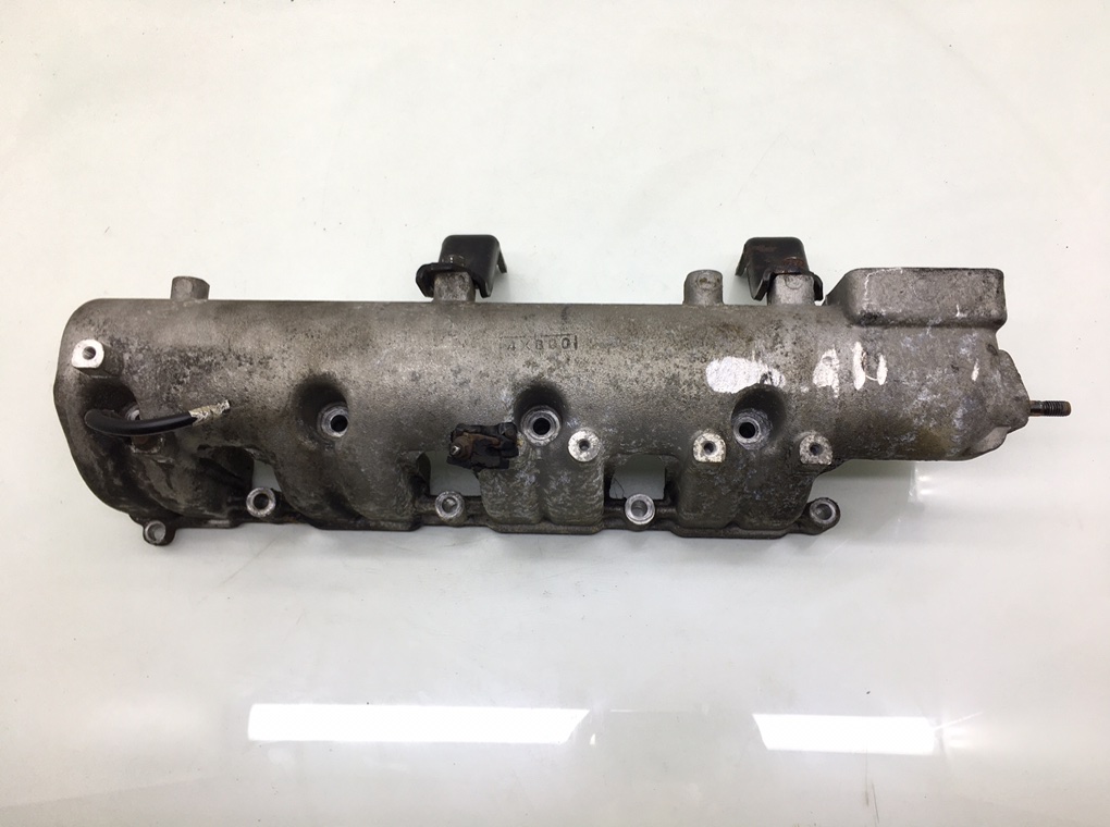 Коллектор впускной бу для Kia Carnival  2.9 CRDi,  2005 г.