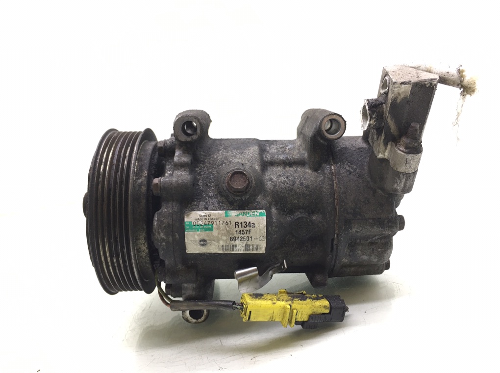 Компрессор кондиционера бу для Mini Clubman R55 1.6 Ti, 2008 г. Компрессор кондиционера бу для Mini Clubman R55 1.6 Ti, 2008 г.