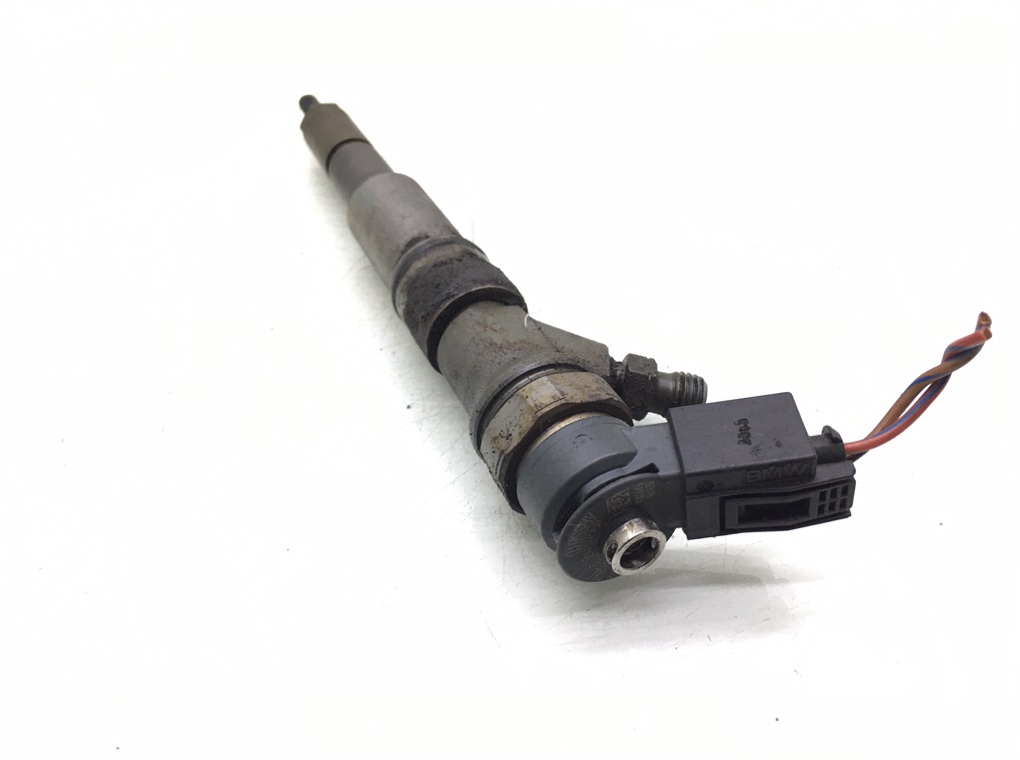 Форсунка бу для BMW 3 E90/E91/E92/E93 2.0 TD, 2005 г. Форсунка бу для BMW 3 E90/E91/E92/E93 2.0 TD, 2005 г.