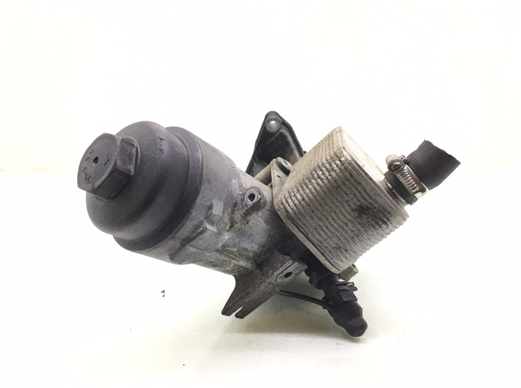Корпус масляного фильтра бу для BMW 3 E90/E91/E92/E93 2.0 TD,  2005 г.