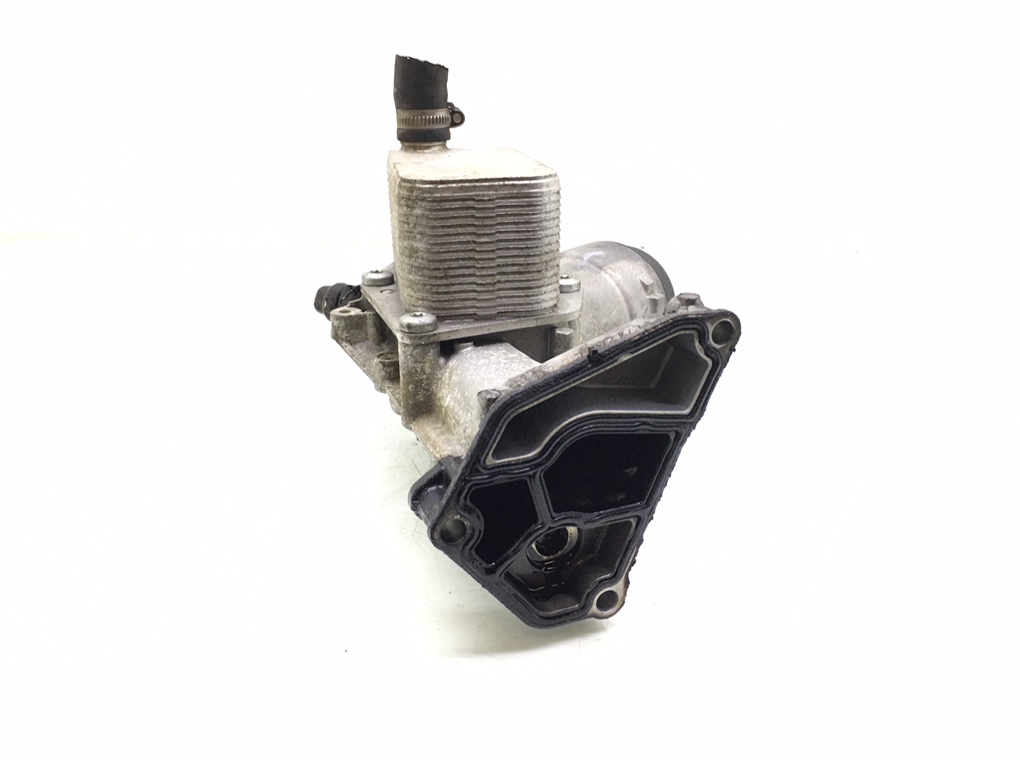 Корпус масляного фильтра бу для BMW 3 E90/E91/E92/E93 2.0 TD,  2005 г.