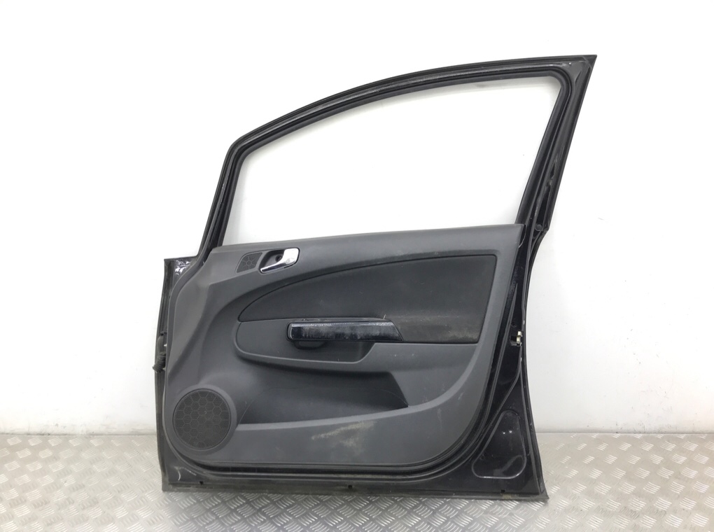 Дверь передняя правая бу для Opel Corsa D 1.2 i,  2008 г.