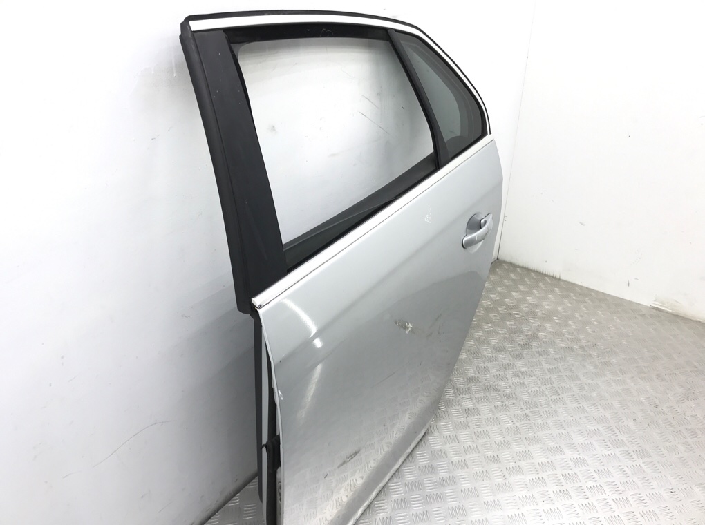Дверь задняя левая бу для Volkswagen Jetta 5 2.0 TDi, 2009 г. Дверь задняя левая бу для Volkswagen Jetta 5 2.0 TDi, 2009 г.