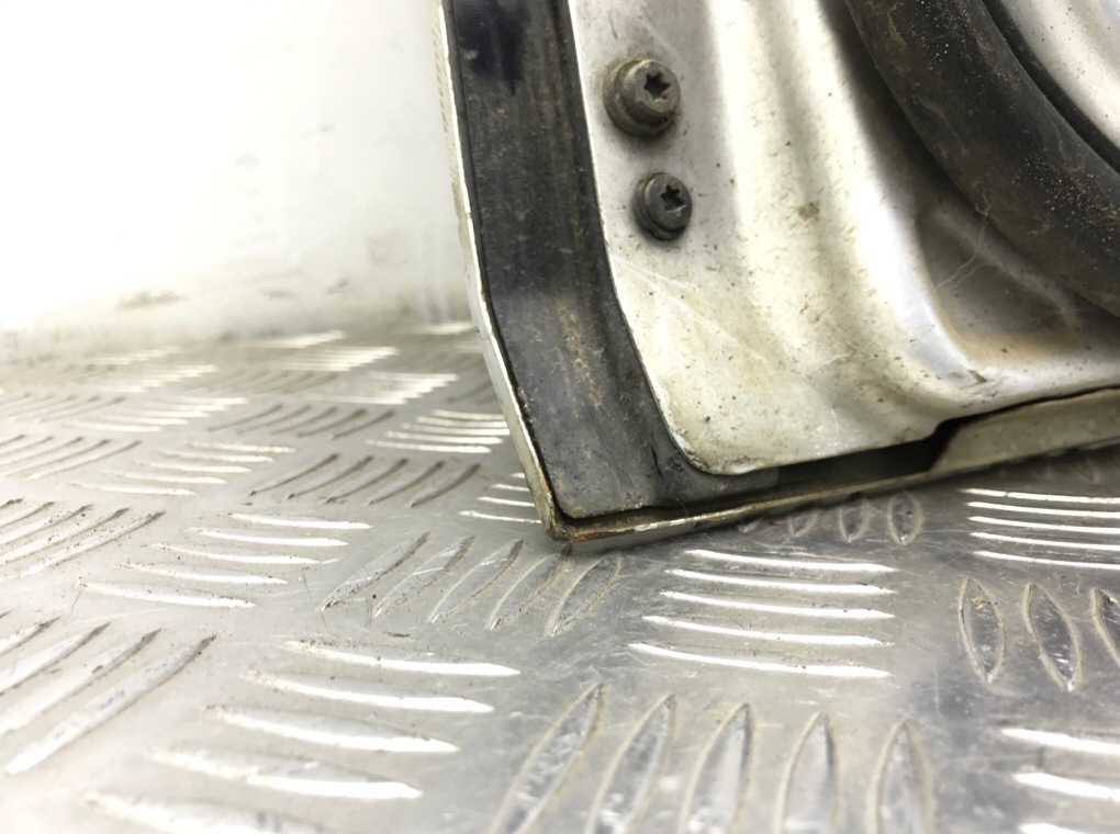 Дверь задняя правая бу для Volkswagen Golf Plus 1.9 TDi, 2006 г. Дверь задняя правая бу для Volkswagen Golf Plus 1.9 TDi, 2006 г.