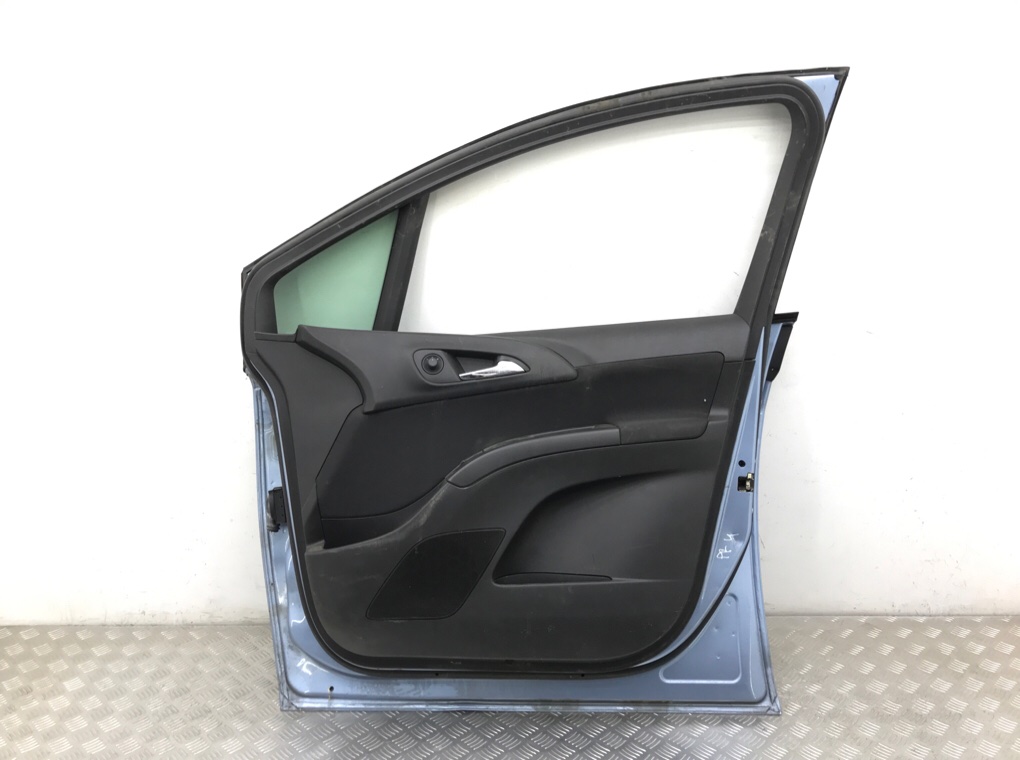 Дверь передняя правая бу для Opel Meriva B 1.4 i,  2013 г.