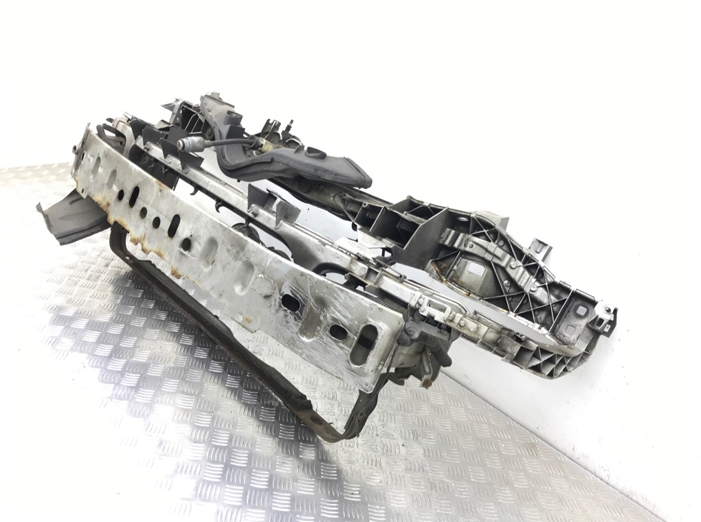 Панель передняя (телевизор) бу для Ford C-Max  1.6 TDCi,  2010 г.