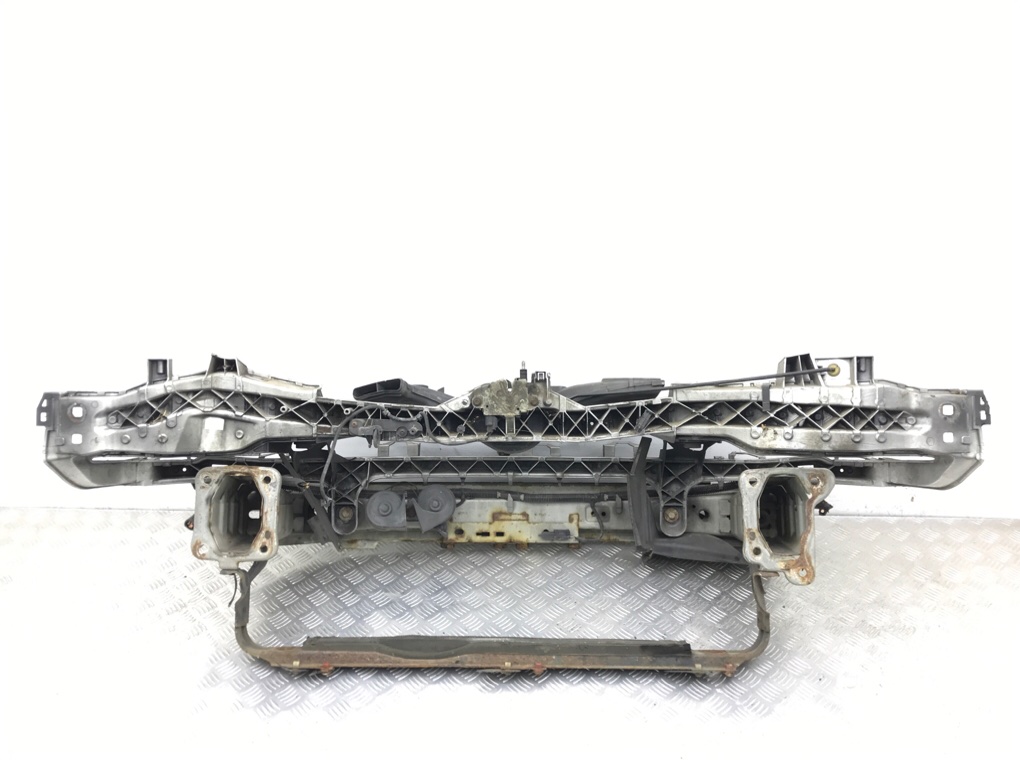 Панель передняя (телевизор) бу для Ford C-Max  1.6 TDCi,  2010 г.