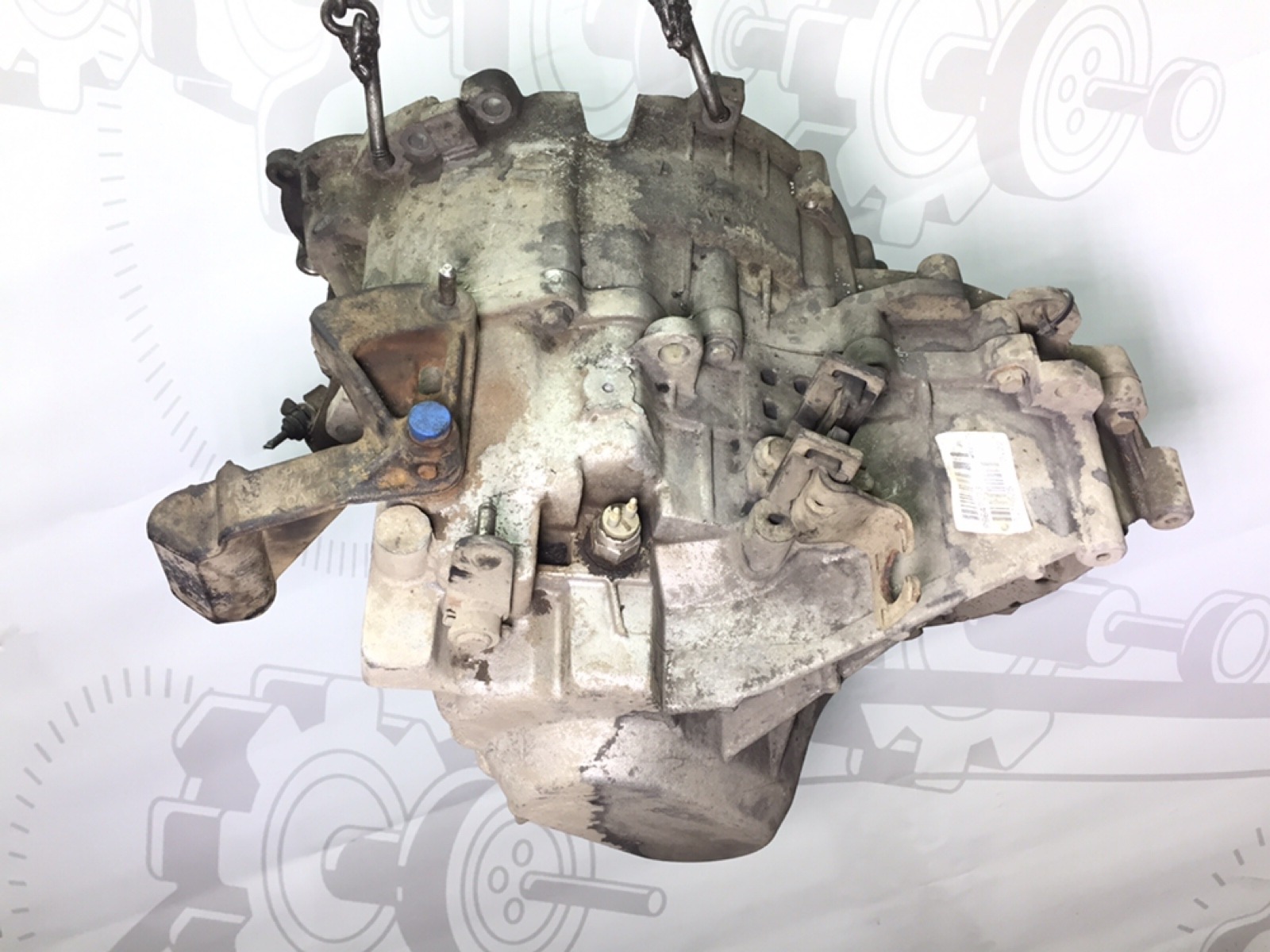 КПП механическая (МКПП) бу для Volvo V70  2.4 D5,  2001 г.