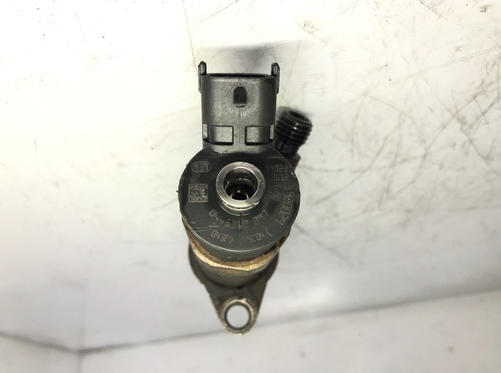 Форсунка бу для Peugeot 308 T7 1.6 HDi,  2009 г.