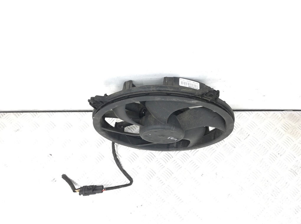 Вентилятор радиатора бу для Peugeot Expert 2 1.6 HDi,  2009 г.