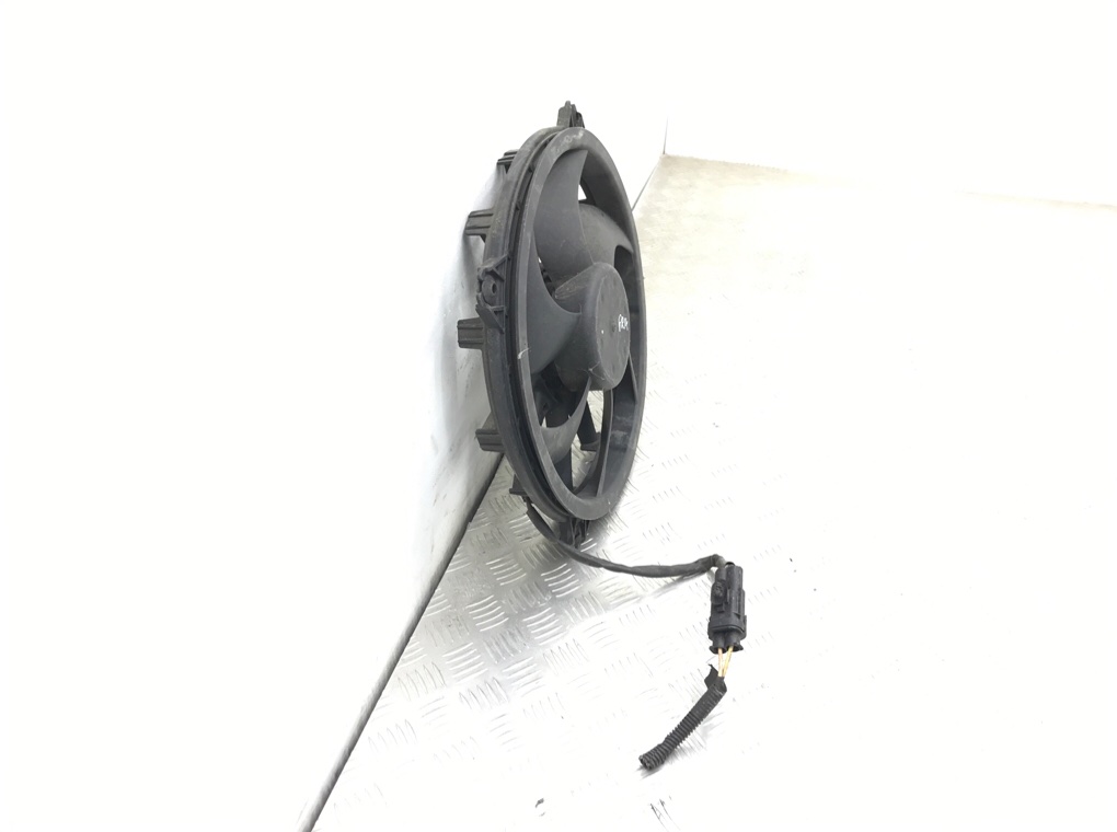 Вентилятор радиатора бу для Peugeot Expert 2 1.6 HDi,  2009 г.