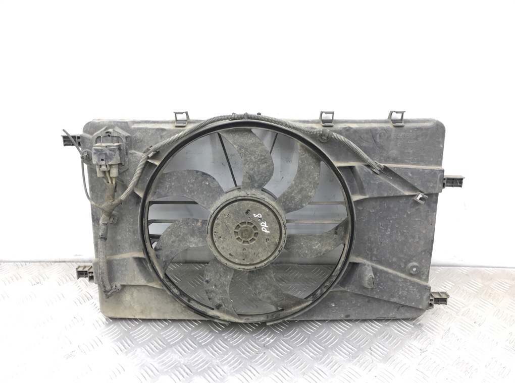 Вентилятор радиатора бу для Opel Astra J 1.7 CDTi, 2013 г.