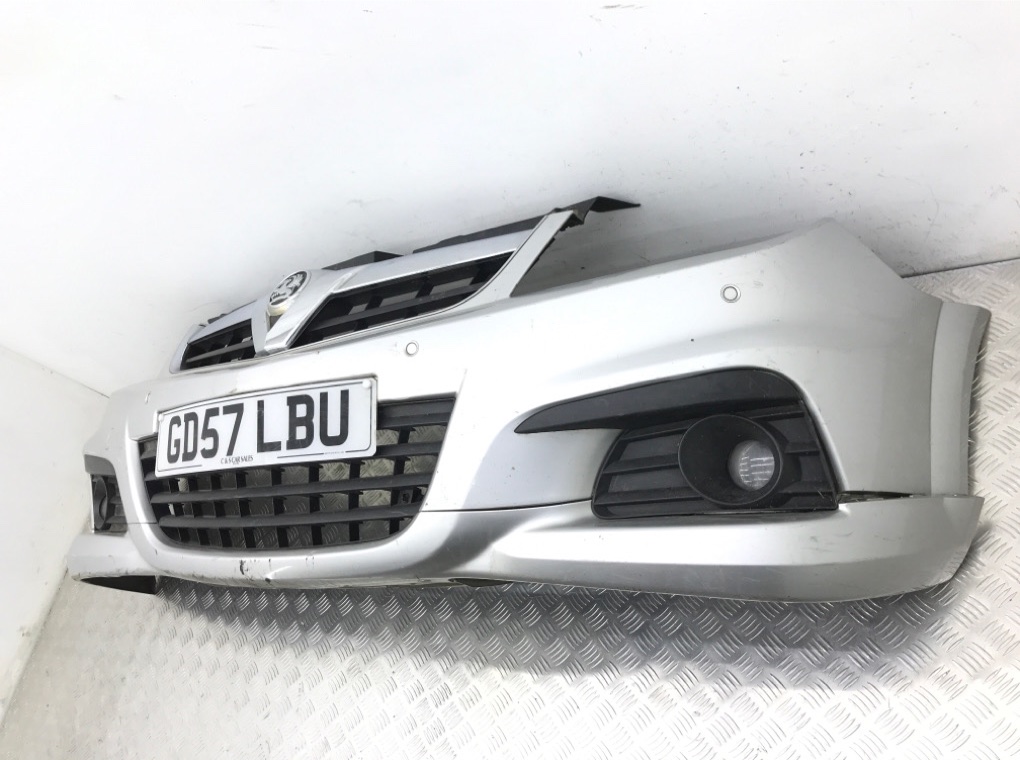 Бампер передний бу для Opel Vectra C 1.9 CDTi,  2007 г.