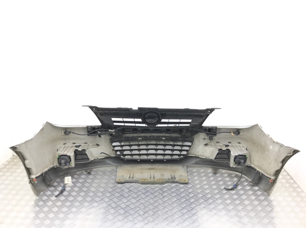 Бампер передний бу для Opel Vectra C 1.9 CDTi,  2007 г.