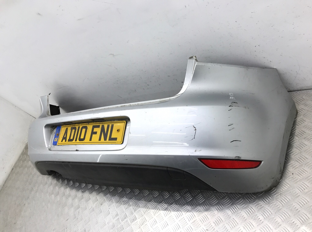 Бампер задний бу для Volkswagen Golf 6 2.0 TDi, 2010 г. Бампер задний бу для Volkswagen Golf 6 2.0 TDi, 2010 г.