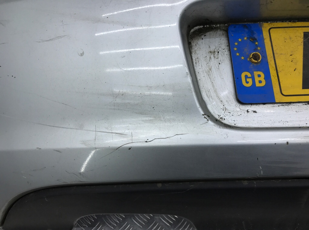 Бампер задний бу для Volkswagen Golf 6 2.0 TDi, 2010 г. Бампер задний бу для Volkswagen Golf 6 2.0 TDi, 2010 г.