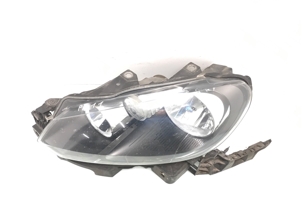 Фара левая бу для Volkswagen Golf 6 1.6 TDi,  2010 г.