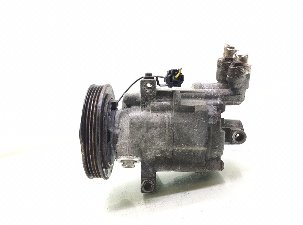 Компрессор кондиционера бу для Nissan Micra K12 1.2 i, 2005 г. Компрессор кондиционера бу для Nissan Micra K12 1.2 i, 2005 г.