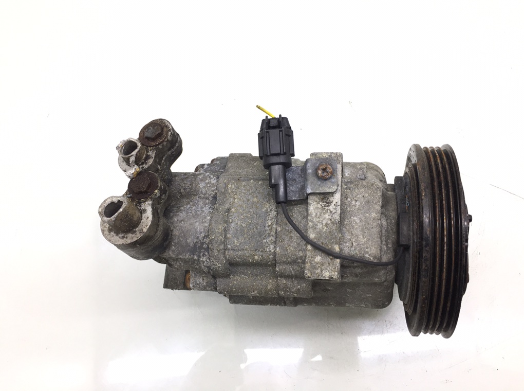 Компрессор кондиционера бу для Nissan Micra K12 1.2 i, 2005 г. Компрессор кондиционера бу для Nissan Micra K12 1.2 i, 2005 г.