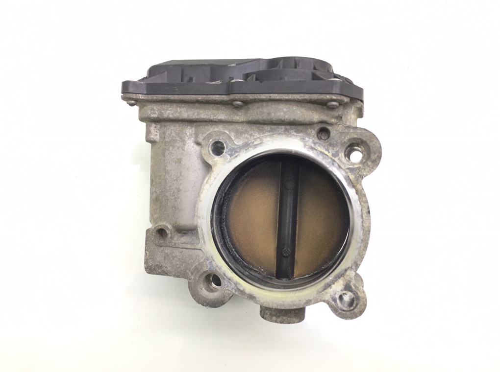 Заслонка дроссельная бу для Volvo C70 2.4 i, 2007 г. Заслонка дроссельная бу для Volvo C70 2.4 i, 2007 г.