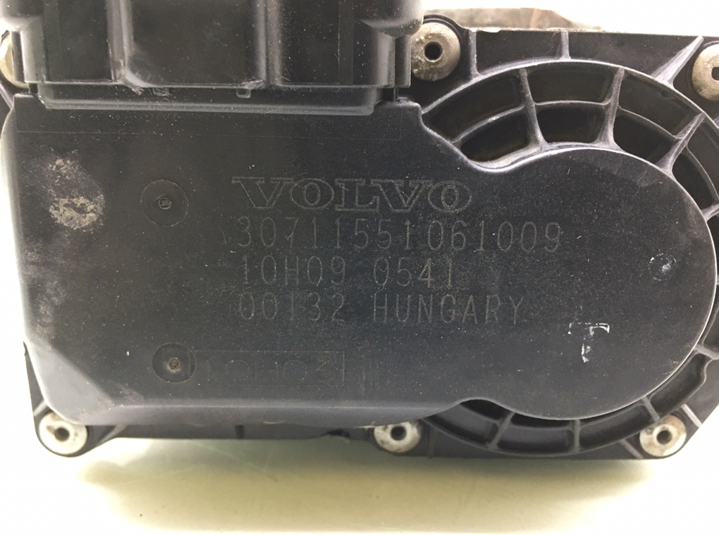 Заслонка дроссельная бу для Volvo C70 2.4 i, 2007 г. Заслонка дроссельная бу для Volvo C70 2.4 i, 2007 г.