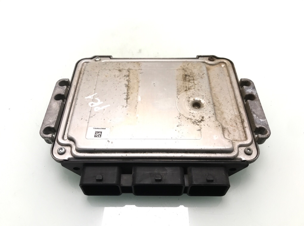 Блок управления двигателем бу для Ford Fiesta 6 1.6 TDCi,  2009 г.