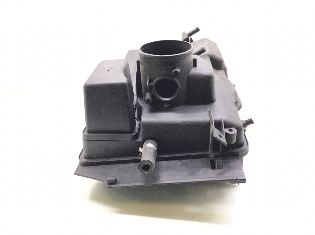 Корпус воздушного фильтра бу для Volvo C70  2.4 i,  2007 г.