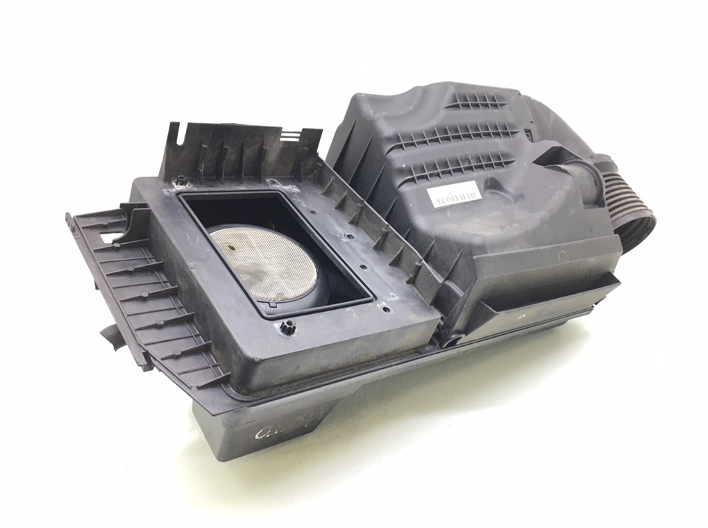 Корпус воздушного фильтра бу для Volvo C70  2.4 i,  2007 г.