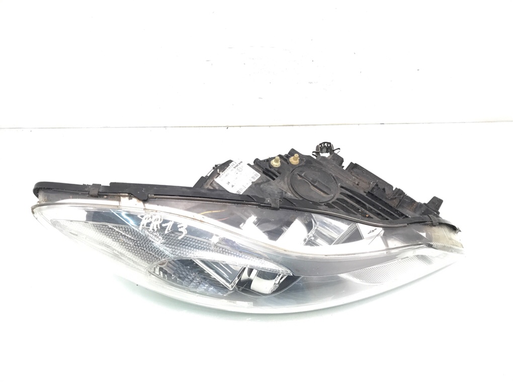 Фара правая бу для Volvo C30  1.6 TD,  2010 г.