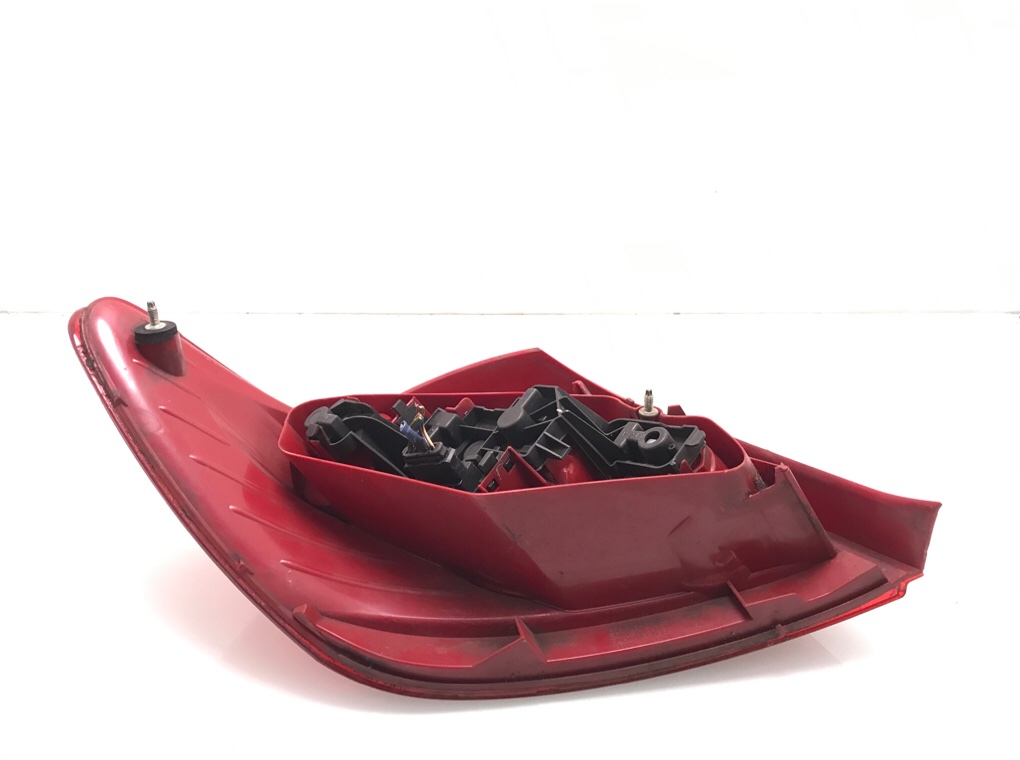 Фонарь задний правый бу для Peugeot 307 1.6 HDi, 2007 г. Фонарь задний правый бу для Peugeot 307 1.6 HDi, 2007 г.