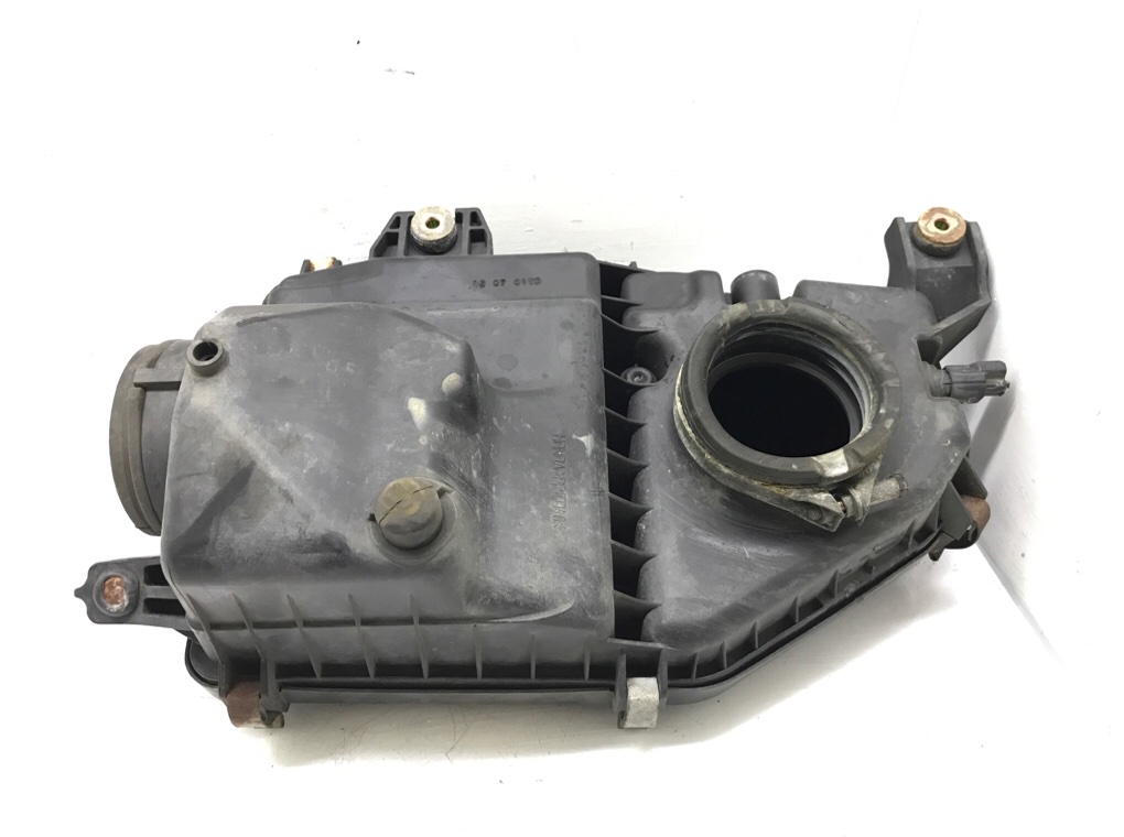 Корпус воздушного фильтра бу для Honda Civic 7 1.6 i, 2001 г. Корпус воздушного фильтра бу для Honda Civic 7 1.6 i, 2001 г.