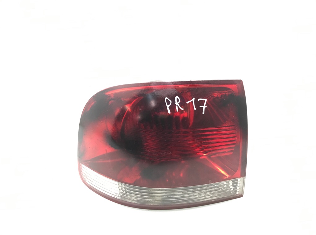 Фонарь задний левый бу для Volkswagen Touareg 1 3.0 TDi, 2006 г.