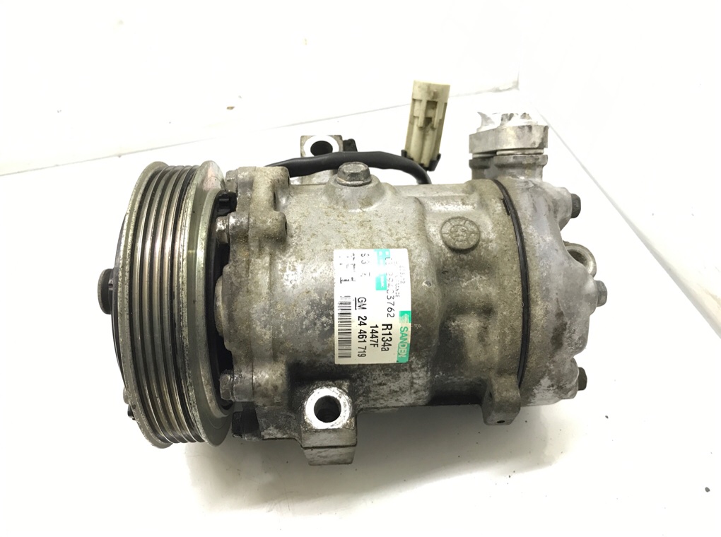 Компрессор кондиционера бу для Opel Tigra B 1.4 i,  2008 г.