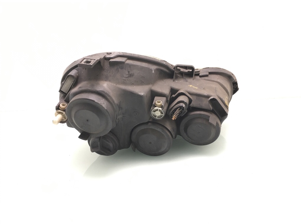 Фара левая бу для Volkswagen Polo 4 1.4 i, 2003 г. Фара левая бу для Volkswagen Polo 4 1.4 i, 2003 г.