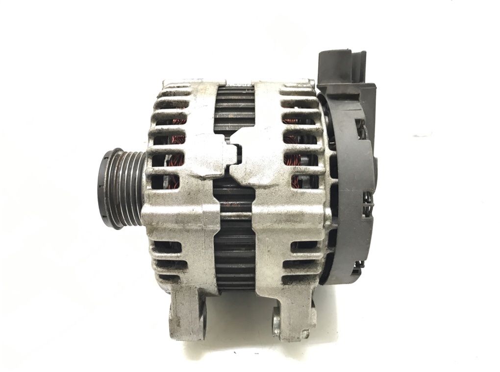 Генератор бу для Land Rover Freelander 2 2.2 TD,  2007 г.