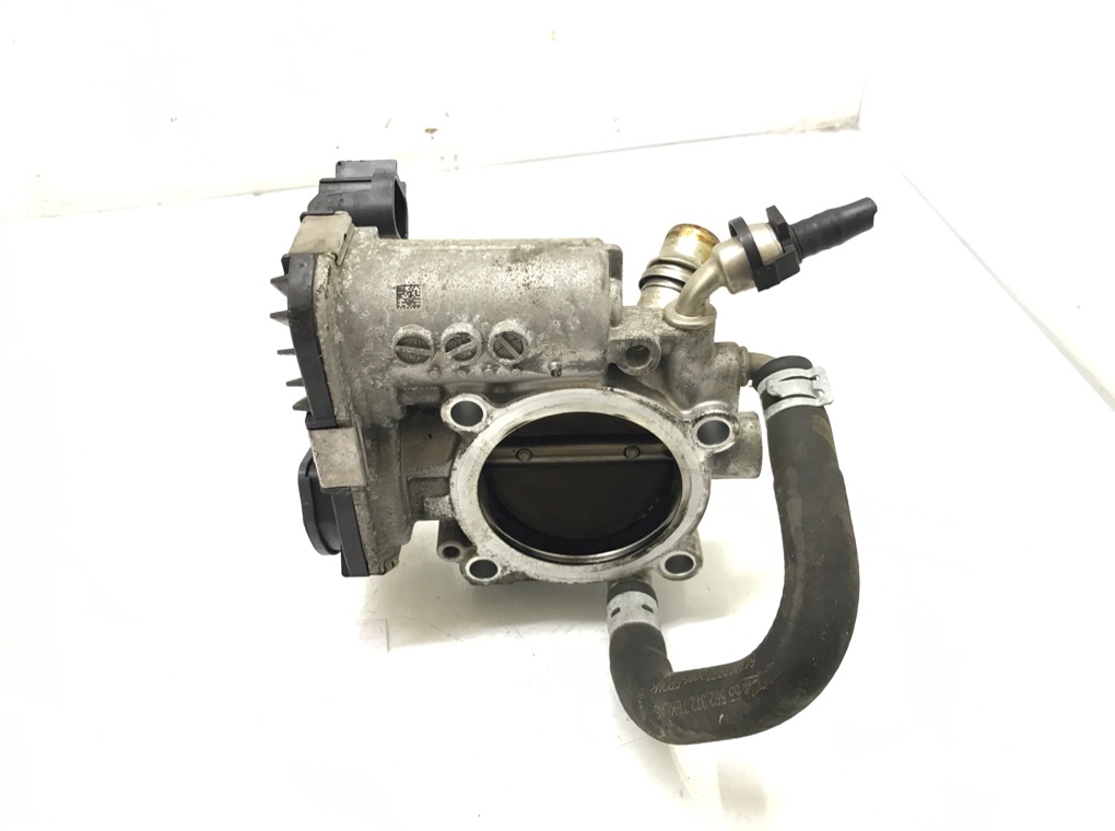 Заслонка дроссельная бу для Opel Astra J 1.6 i, 2010 г. Заслонка дроссельная бу для Opel Astra J 1.6 i, 2010 г.