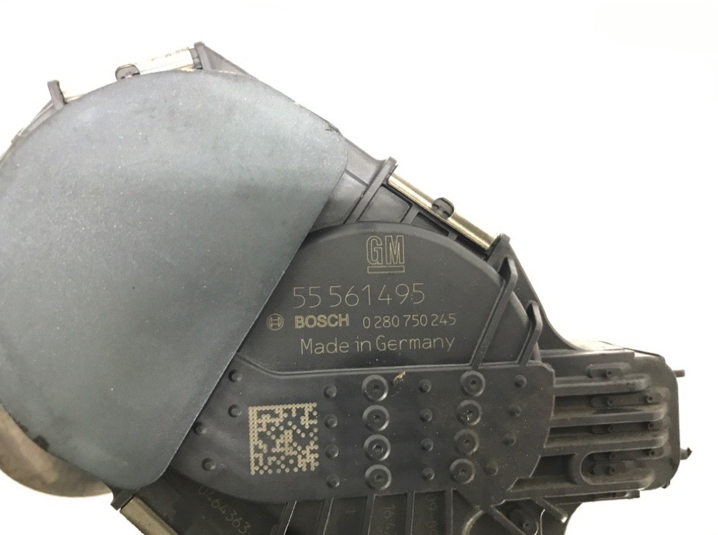 Заслонка дроссельная бу для Opel Astra J 1.6 i, 2010 г. Заслонка дроссельная бу для Opel Astra J 1.6 i, 2010 г.