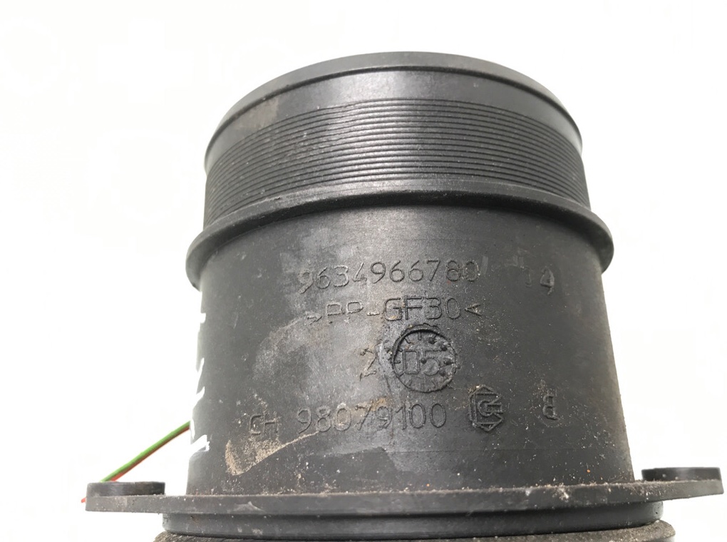 Расходомер воздуха бу для Peugeot 607  3.0 i,  2006 г.