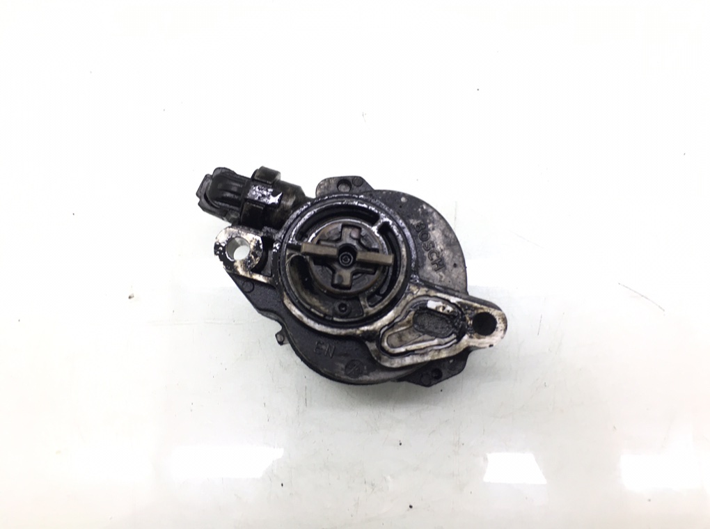 Насос вакуумный бу для Peugeot 3008 1 1.6 HDi, 2010 г.