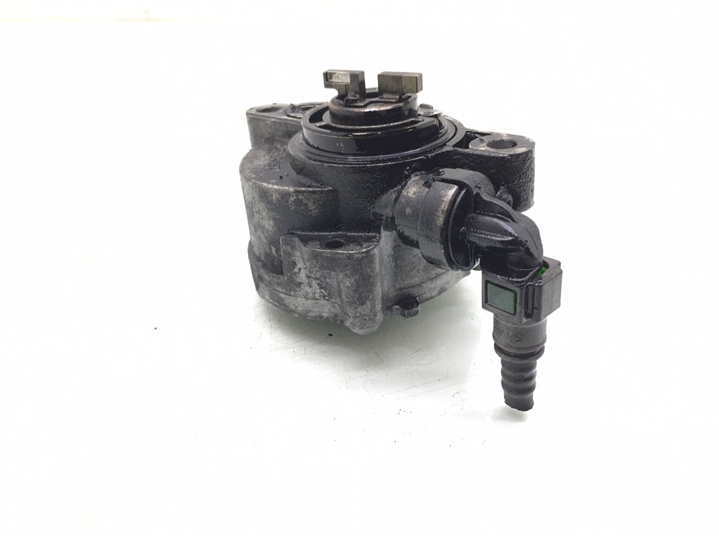 Насос вакуумный бу для Peugeot 3008 1 1.6 HDi,  2010 г.