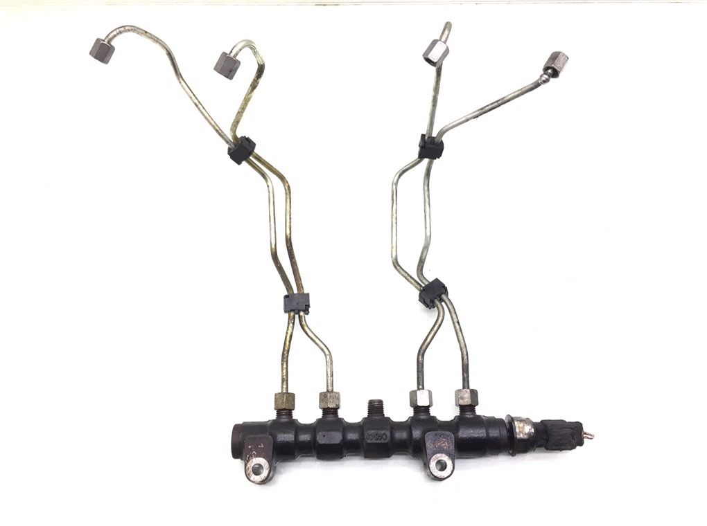 Топливная рампа бу для Peugeot 3008 1 1.6 HDi,  2010 г.