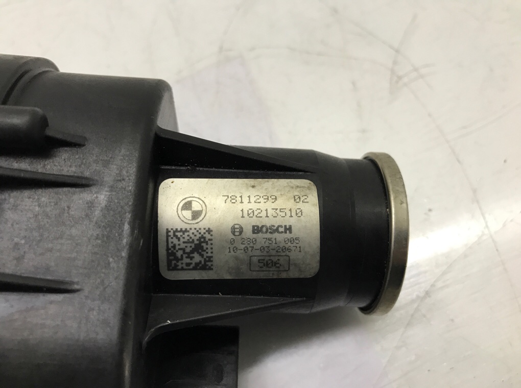 Сервопривод заслонок впускного коллектора бу для BMW 7 F01/F02 3.0 TD,  2011 г.