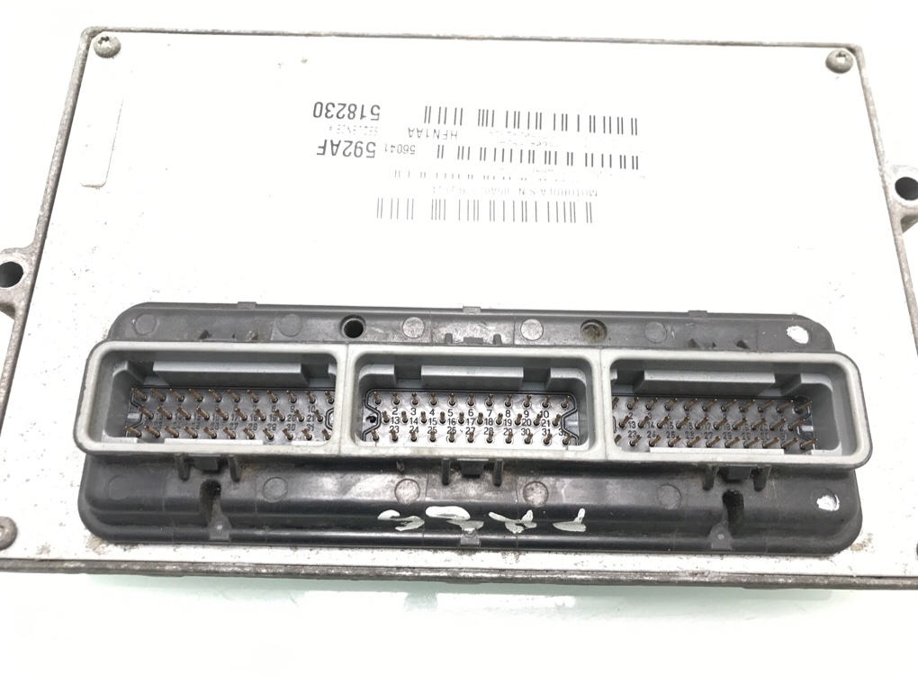 Блок управления двигателем бу для Jeep Cherokee KJ 2.4 i,  2003 г.