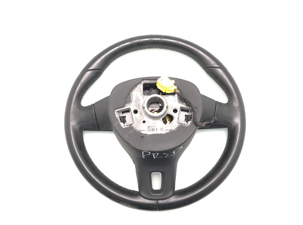 Руль бу для Volkswagen Golf 6 1.6 TDi, 2011 г. Руль бу для Volkswagen Golf 6 1.6 TDi, 2011 г.