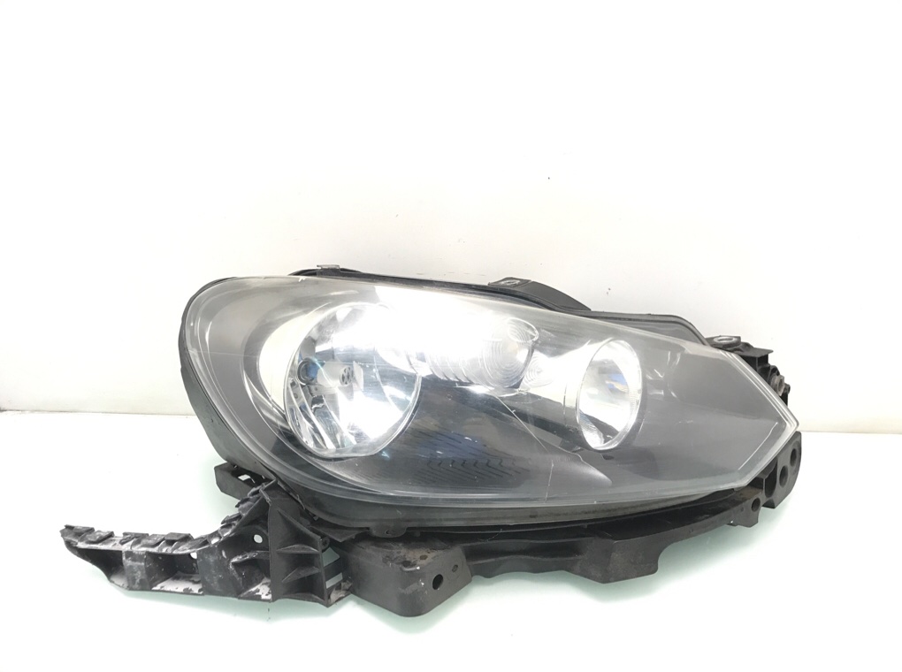 Фара правая бу для Volkswagen Golf 6 1.6 TDi, 2011 г.