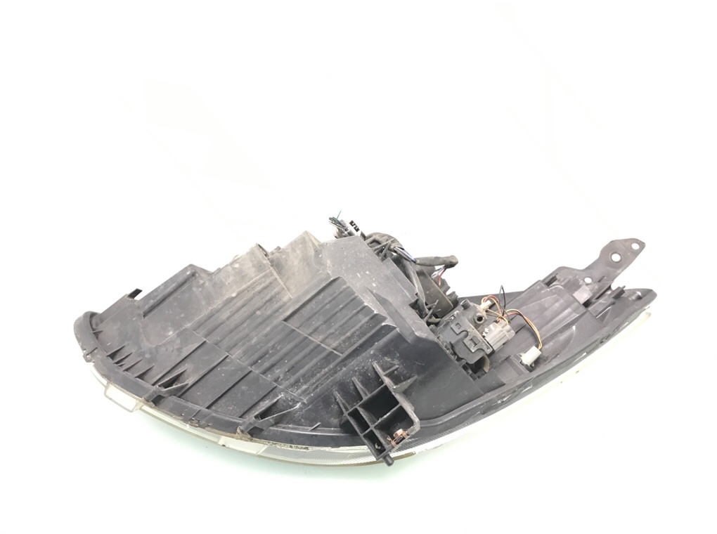 Фара правая бу для Mazda 2  2 1.3 i,  2008 г.