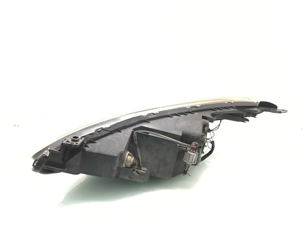 Фара правая бу для Mazda 2  2 1.3 i,  2008 г.