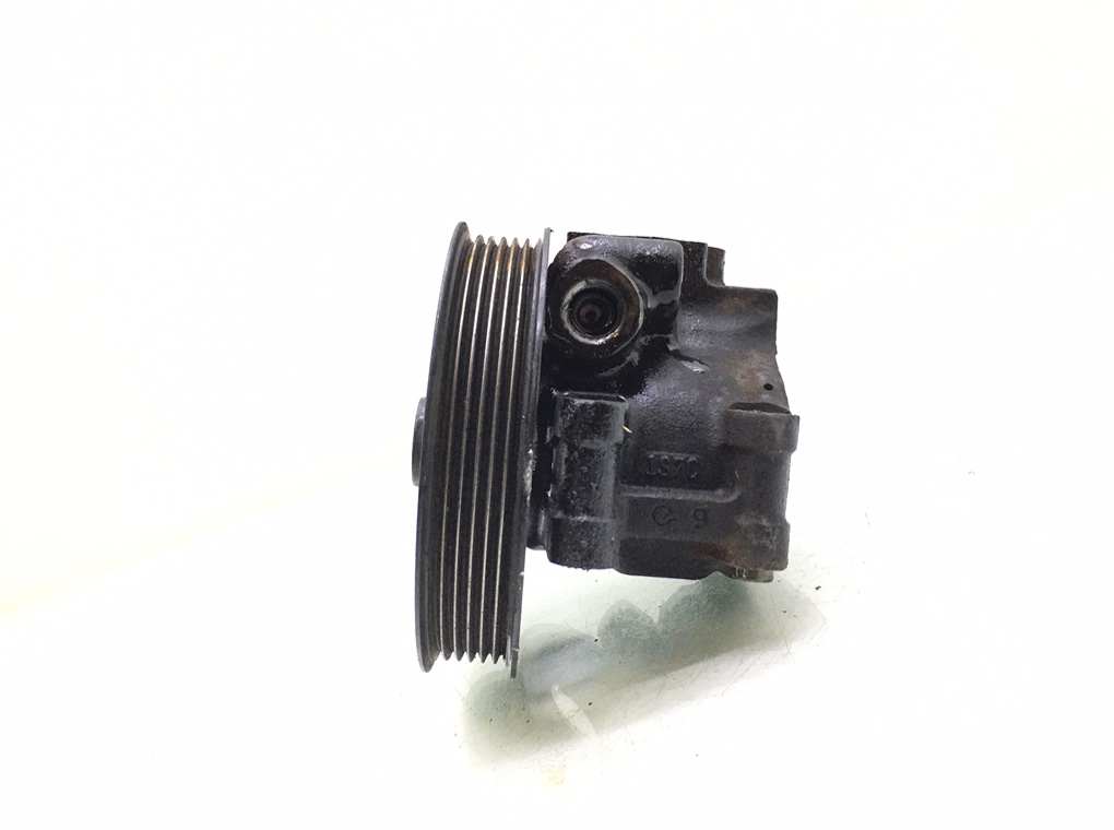 Насос гидроусилителя руля бу для Ford Mondeo 3 1.8 i, 2002 г. Насос гидроусилителя руля бу для Ford Mondeo 3 1.8 i, 2002 г.